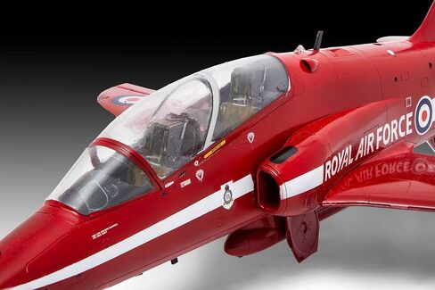 Revell of Germany 04284 1/32 Bae Hawk T.1 Red Arrows in Saudi Arabia