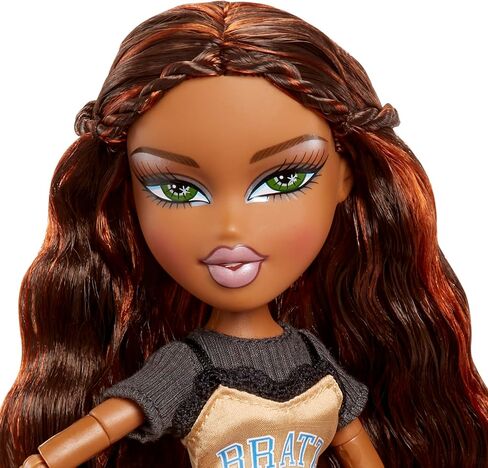 دمية Bratz Stylin 'Sasha Fashion مع تي شيرت قابل للتخصيص لك وإكسسوارات in Kuwait