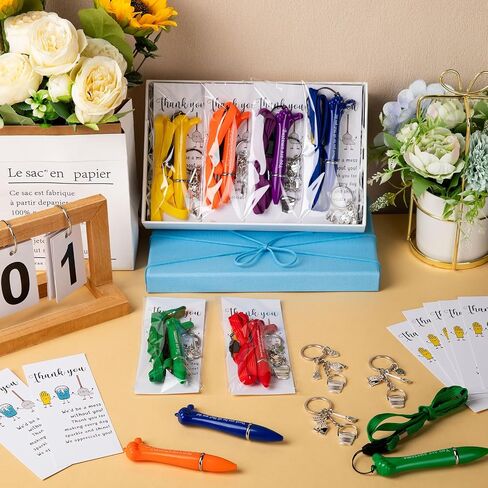 Housekeeping Appreciation Gift Thumbs up Pens with Lanyard Cleaning Keychains Thank You Greeting Cards in Saudi Arabia