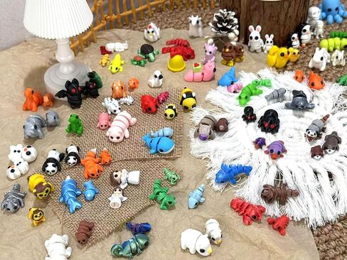 102 PCS Mini Random 3D Vypurins Protects Set ، ألعاب تململ مفصلية مرنة ، مفاجأة ثلاثية الأبعاد الديكور المكتبي ، مفضلات الحفلات ، مكافآت الفصول الدراسية (52 كبير 50 ​​صغيرًا) in Kuwait