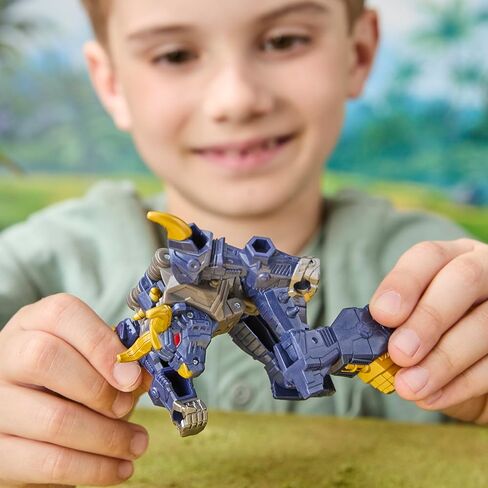 Transformers Cyberworld Megatron Cyber ​​Changers 4 بوصة الشكل ، تغيير سريع إلى وضع الثور ، ألعاب الروبوت للبنين والبنات 6 وما فوق in Saudi Arabia