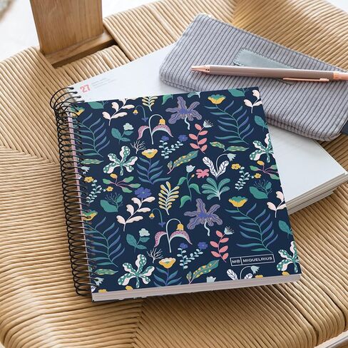 M® Miquelrius 4 دفتر موضوع ، A5 (8.27 "× 5.83") ، ورق مبطن ، وزن ثقيل ، 120 ورقة من ورق مكون من 2 حفرة بألوان ، غطاء من الورق المقوى in Kuwait