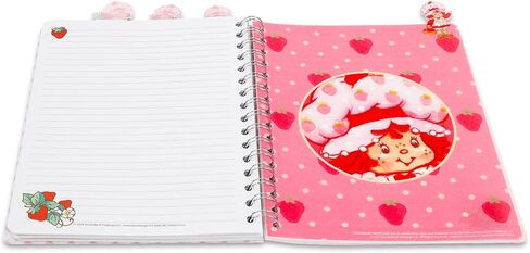 مجموعة مجلة STRAWBERY SHORTCAKE - حزمة من دفتر الملاحظات مع فواصل علامات التبويب وأقلام الرصاص والملصقات والمزيد | قرطاسية مذكرات الفراولة المختصرة in Saudi Arabia