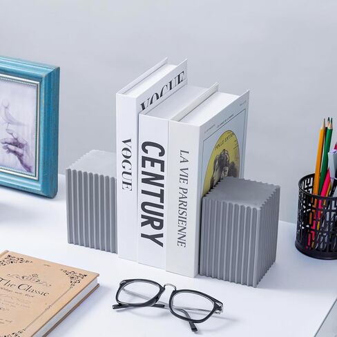 MyGift مساند كتب مزخرفة من الخشب المحروق الريفي بتصميم مثلث، حامل كتب خشبي للمكتب مع حلقة نحاسية، زوج واحد in Kuwait