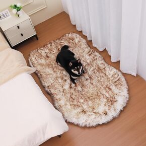 سرير كلب فرو 50 بوصة من الكلاب الكبيرة/المتوسطة الكلاب العظمية مع الفراء الرقيق الرقيق ورغوة الذاكرة الناعمة لتخفيف آلام المفاصل ، قابلة للغسل في الآلة ومقاومة للماء أبيض أبيض مع اللون البني in Kuwait