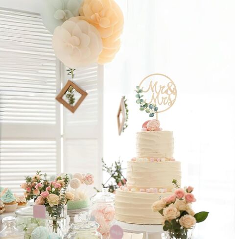 MR & MRS Cake Topper - زواج أعمدة الزفاف العليا في الخشب ديكورات الزفاف الريفية ، وعروس وعريس القبعات العليا لافتة المشاركة in Saudi Arabia