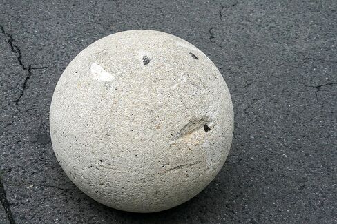 12 Inch Half Ball Sphere Plastic Craft Mold use with Concrete or Cement for Making Garden Stones 7012 in Saudi Arabia