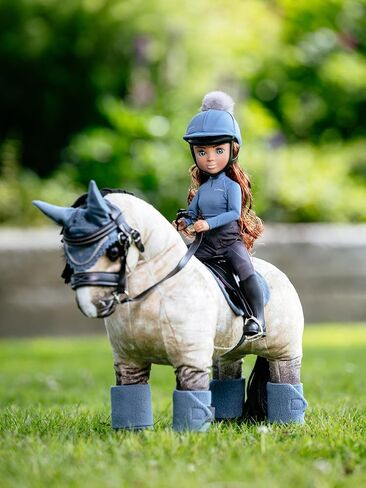 يتضمن Rider Maya Lemieux Toy - يتناسب تمامًا مع المهور للألعاب - ملابس متطابقة قابلة للإزالة - مناسبة للأعمار 3+ in Saudi Arabia