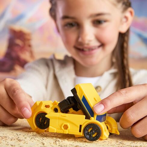 Transformers CYBERWORLD Bumblebee Armored Cyber Changers 4-Inch Action Figure, Quick Change to Car Mode, Robot Toys for Boys and Girls 6 and Up in Saudi Arabia