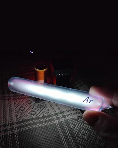 Noble Rare Luminous Gases Element Collection, 99.999% Purity, Including Helium, Neon, Argon, Krypton, Xenon, Nitrogen, Oxygen, Carbon Dioxide, Air, for Collection, Display, Teaching, Gift, Pack of 9 in Saudi Arabia