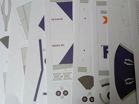 Dagijird 3D Paper Aircraft Model 1: 100 MD-11 Air طائرة طائرة محاكاة طيران طيران (مجموعة Unassemble) in Kuwait