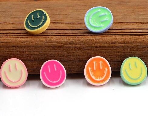 24 Smiley Face Devinative Push Pins ، Pulletin Board Post Pins ، Thumbtacks لألواح الفلين أو منظمة المكاتب أو الديكور المنزلي in Saudi Arabia