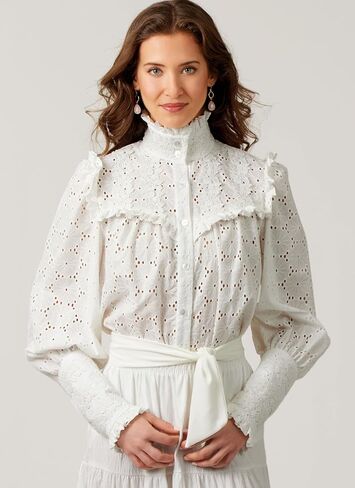McCall's M8620A Easy-to-Make Misses' Buttoned Blouses Sewing Pattern Packet by Laura Ashley, Design Code M8620, Sizes 6-8-10-12-14 in Saudi Arabia