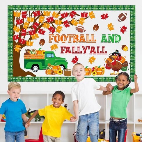 خريف كرة القدم ، مجموعة ألواح ، زخارف الفصول الدراسية الرياضية ، الخريف ، وقابل ، وقاطع اليقطين ، وورق كرة القدم ، in Kuwait