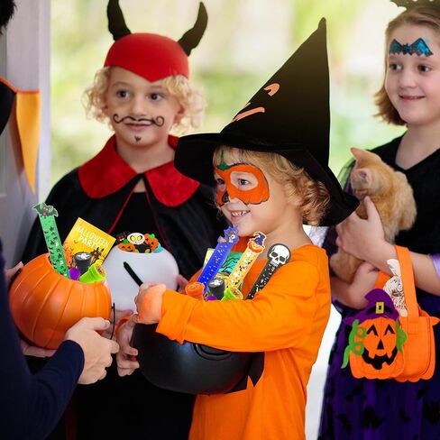 168 PCS Halloween Party Forms Bulk ، 24 Pack Pack Hightery Gift For Kids Trick أو Treat for Party Classroom School Supplies Rewards Halloween Goodie Bag Stuffs in Saudi Arabia