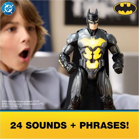 DC Comics ، Batman Night Flare 12 "Fight Up Action Figure مع 24 صوتًا وعبارات ، ألعاب Super Hero Kids للبنين والبنات الذين تتراوح أعمارهم بين 4 وما فوق ، شملت البطاريات in Saudi Arabia
