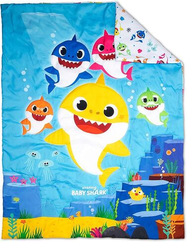 طقم سرير للأطفال الصغار مكون من 4 قطع من بيبي شارك - يتضمن لحافًا ومجموعة ملاءات - جاهزة + ملاءة علوية + كيس وسادة ذو وجهين لسرير الأولاد والبنات، أزرق in Kuwait