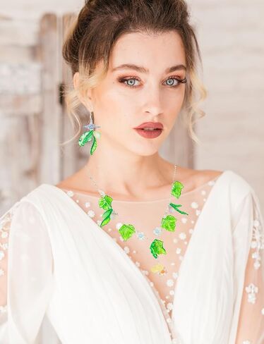 Acrylic Green Leaf Beads, 300Pcs Transparent Grape Strawberry Maplelotus Glass Leaves, Pendants Leaf Bead Caps for Jewelry Making Necklaces Bracelets DIY Crafts in Saudi Arabia