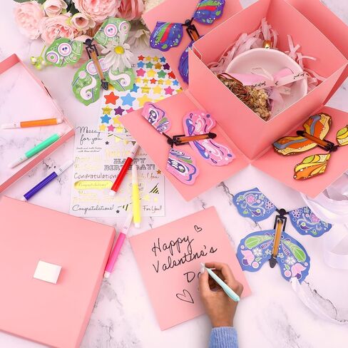 Butterfly Explosion Black Gift Box ، Diy DIY فريد من نوعه انفجار هدايا ، صندوق هدايا ، طيران ، أسود لأعياد الميلاد ، التخرج ، الزفاف ، استحمام الطفل ، الذكرى السنوية in Kuwait