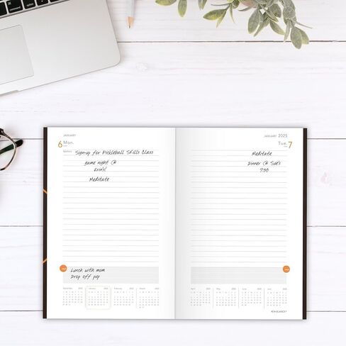 AT-A-GLANCE 2026 Planning Notebook ، DAILY ، 5 "× 8.25" ، Plan Small ، Plan. يكتب. تذكر. ، CaseBound ، Gray (7062013026) in Saudi Arabia