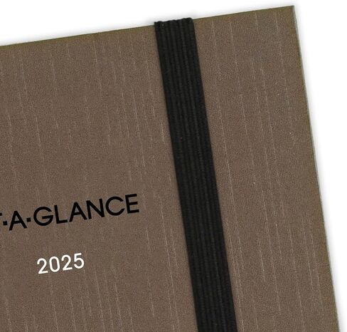 AT-A-GLANCE 2026 Planning Notebook ، DAILY ، 5 "× 8.25" ، Plan Small ، Plan. يكتب. تذكر. ، CaseBound ، Gray (7062013026) in Saudi Arabia