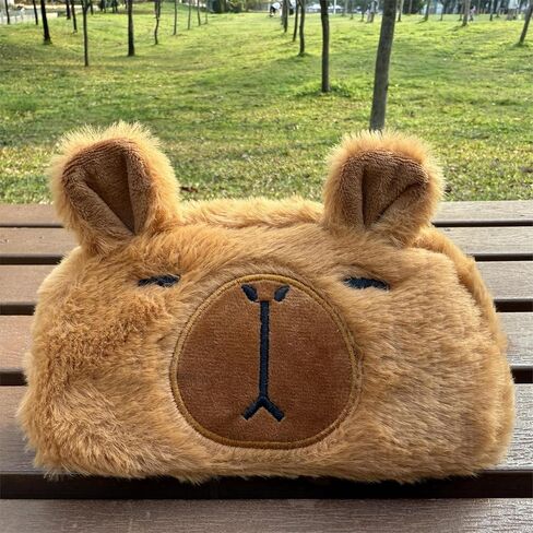 Capybara Pencil Case ، Capybara Plush Zipper Pencil Box ، Pencil Storage Holder Pouch ، حقيبة منظم للقرطاسية ومستحضرات التجميل ، للسفر المكتبي للمكتب ، هدايا Capybara (احتضان) in Saudi Arabia