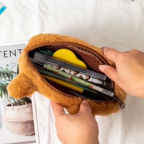 Capybara Pencil Case ، Capybara Plush Zipper Pencil Box ، Pencil Storage Holder Pouch ، حقيبة منظم للقرطاسية ومستحضرات التجميل ، للسفر المكتبي للمكتب ، هدايا Capybara (احتضان) in Saudi Arabia