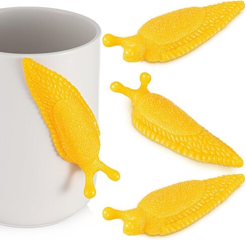 Soulchen 4 PCS لزجة الموز slugfest الجدة الحسية Slug Toy Mini Banana Slug Finger Puppet Slugs Sticky Tyes Tricky Halloween in Kuwait