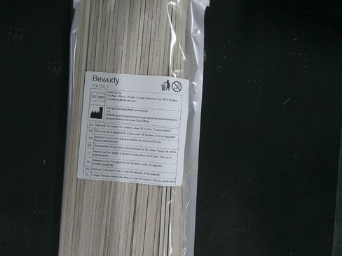 BEWUDY 100PCS BALLASA عصي الخشب ، 1/8 × 1/8 × 12 بوصة شرائح خشبية مربعة قضبان سد من الخشب الصلب غير المكتمل لمشاريع مصبوب DIY مصنوعة in Kuwait