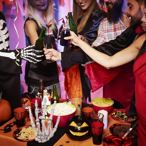 Ciieeo 3 Pairs Halloween Skeleton Hands Halloween Tricky Decor Props Realistic Severed Plastic Skeleton Hands Plastic Fake Human Hands in Saudi Arabia