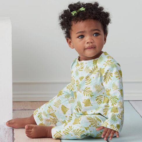 Simplicity Baby's Long Sleeve Romper و Caper Coper و Pullover Dress Packet ، رمز 9282 نمط الخياطة ، أحجام XS-XL ، أبيض in Saudi Arabia