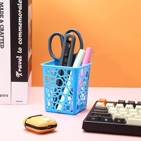 24 Pack Pency Holder Pen Coups for Classroom ، منظم تخزين مكتب سطح المكتب الملون ، 4 ألوان جوفاء مربع قلم قلم رصاص سلة حامل لتنظيم المدرسة in Kuwait