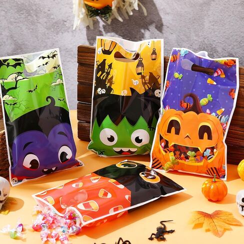Pasimy 100 PCS Halloween Treat Acags Bulk Halloween Plastic Gift Facs with Handles Candy Bag Barty Goodie Bag for Party Decorations Forevors Favors in Saudi Arabia