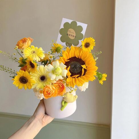 Flower Box Round Cardboard Boxes Wedding Party Rose Flower Packaging Decorations Valentine Day Gifts Supplies in Kuwait