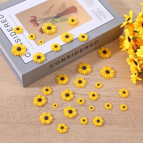 100 pcs سحر راتنج عباد الشمس الأصفر فلاتباك ديزي زهور سحر الجزء الأكبر مع صندوق تخزين زخرفة السحر بشكل كبير لمجوهرات قصاصة صنع الشعر مقطع الشعر in Saudi Arabia