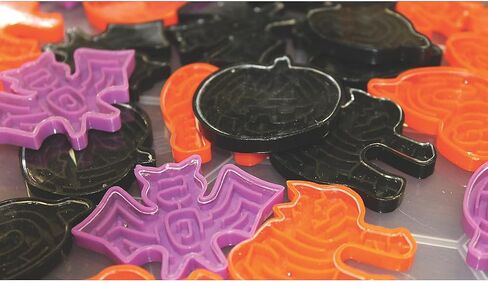 Fun Express - Halloween Maze Buzzles (6dz) لـ Halloween - Toys - Games - Guzzle Games & Mind Teasers - 72 قطعة in Saudi Arabia