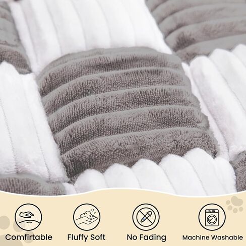 Backseat Pet Bed Mat,Dog Bed for Car,Dog Seat Cover for Car Back Seat, Non-Slip Travel Pet Mat, Fit for Backseat Extenders and Seat Covers (Black&White) in Saudi Arabia