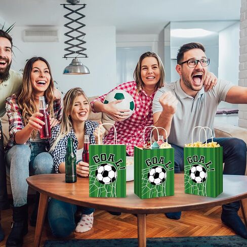 24 PCS كرة القدم حقائب هدايا كرة القدم لحفلات الحفلة مع مقابض الهدف موضوع معالجة Candy Goodie Paper Bag for Sport Team Ball أحداث موضوع عيد ميلاد لوازم حفلة in Saudi Arabia