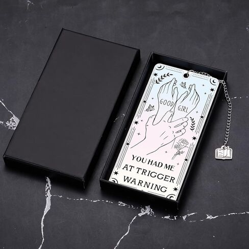 إشارة مرجعية رائعة لقراءة النساء ، مرجعية رومانسية داكنة للنساء ، هدايا عشاق الكتب المذهلة ، الكتب المذهلة ميرش ، مرجعية معدنية حار مضحكة لكتابها ، هدية جديدة لزوجة صديقة عيد الميلاد in Kuwait