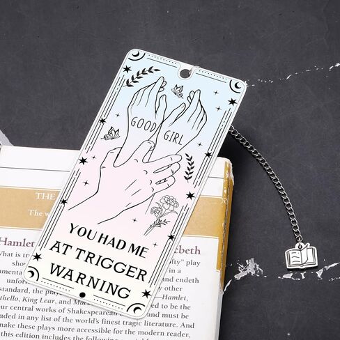 إشارة مرجعية رائعة لقراءة النساء ، مرجعية رومانسية داكنة للنساء ، هدايا عشاق الكتب المذهلة ، الكتب المذهلة ميرش ، مرجعية معدنية حار مضحكة لكتابها ، هدية جديدة لزوجة صديقة عيد الميلاد in Kuwait