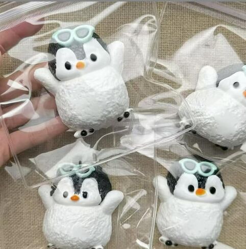 Taba Squishy Penguin - لعبة الضغط البطيئة اللزجة لتخفيف الإجهاد ، هدية قابلة للتحصيل يدويًا in Saudi Arabia