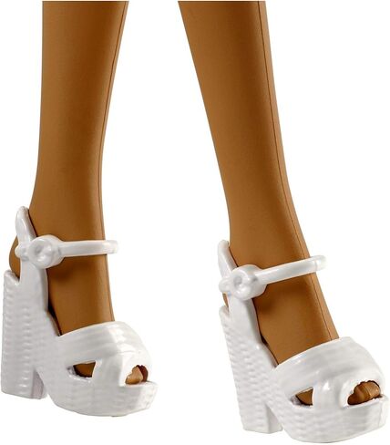 Barbie Doll with 11 Accessories in Kuwait