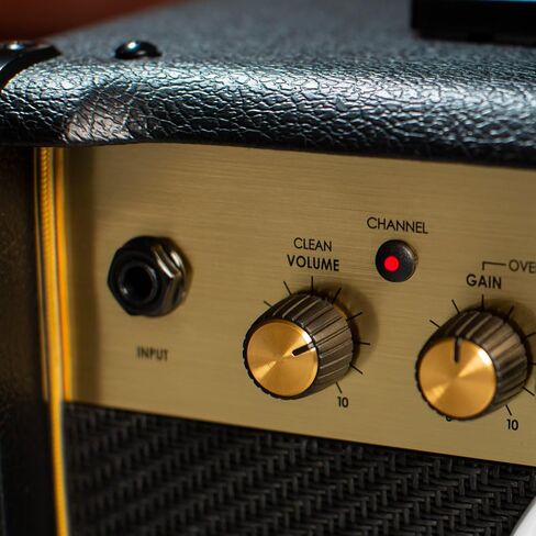 Marshall Amps Guitar Combo Amplifier (M-MG15GFX-U) in Kuwait