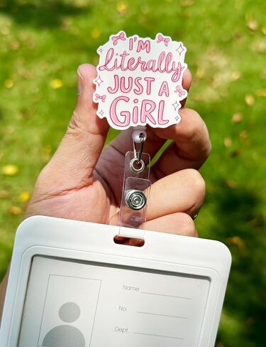 Celokiy Glitter Smile Smile Cenly ، حامل معرّف قابل للسحب من الوردي مع رسالة ملهمة ، الشفاء صعب ولكن أنت كذلك أنت in Kuwait