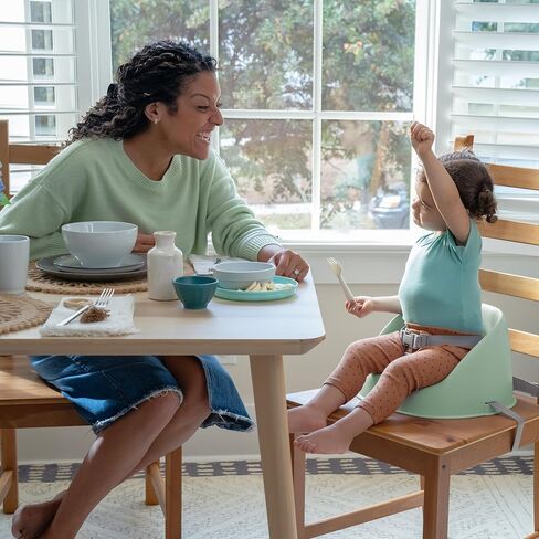 إنجينويتي: كرسي تغذية الأطفال الداعم ماي سبوت سهل التنظيف من إنجينيويتي، حزام أمان ثلاثي النقاط، أشرطة قابلة للغسل وقابلة للإزالة - أزرق مخضر in Kuwait