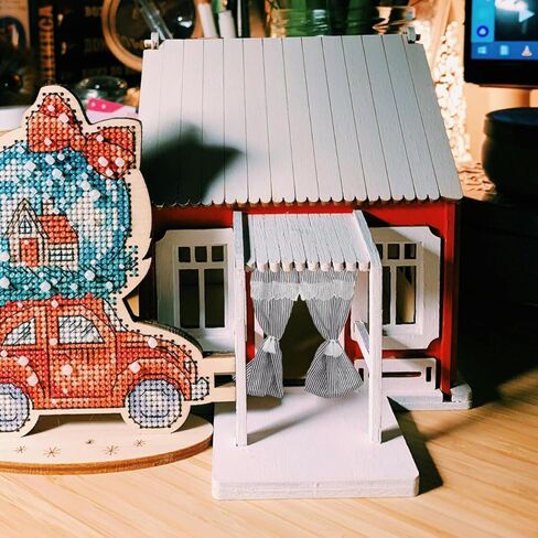 Toyvian Striped Miniature Curtains for Dollhouse Scale Small Drapes Elegant Design for Dollhouse Accessories and Home Decor Versatile Mini Window Treatments in Kuwait