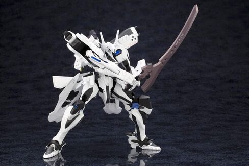 Kotobukiya Muv-Luv Alternative Total Eclipse: Shiranui Second Yuya Bridges Model Kit, Multicolor in Saudi Arabia