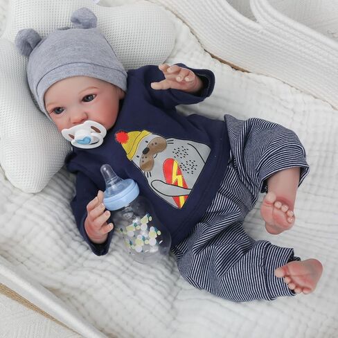 WOOROY Realistic Reborn Baby Dolls Boy - 19 Inch Lifelike Newborn Baby Dolls Handmade Real Life Baby Dolls Reborn Toddler with Soft Cloth Body Gift Toys for Kids Age 3 + in Kuwait