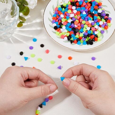 dicosmetic 400pcs البلاستيك مخروط المخروط مسعورات الخرز ارتفاع المخروطات المخروطية مسطحة الظهر المسطحات الشرير 8 مم من المسامير الشرير لأحذية الحرف اليدوية DIY زخرفة ، خياطة أو الغراء على in Saudi Arabia