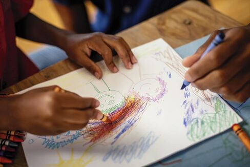 Binney & Smith Crayola (R) مجموعة تلوين كبيرة ، مربع مصعد ، ألوان متنوعة ، مربع 16 in Kuwait